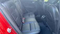 Volvo XC40 2.0 B4P Ultra Dark 5dr Auto Petrol Estate